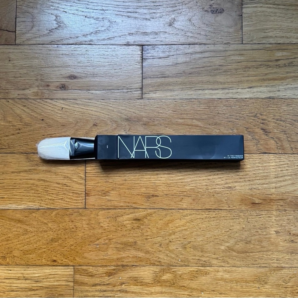 NWT NARS Cosmetics makeup brush bundle - Picture 7 of 16